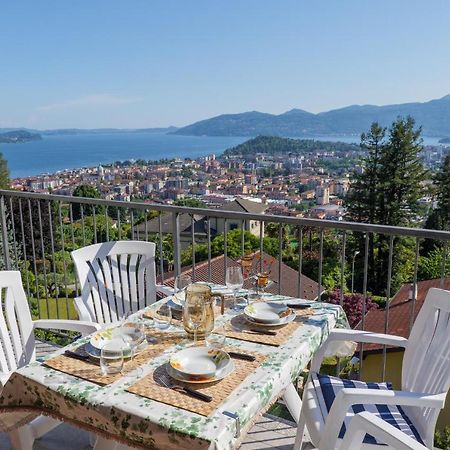 Ferienwohnung Panoramic'S Loft Tramonto Verbania Exterior foto