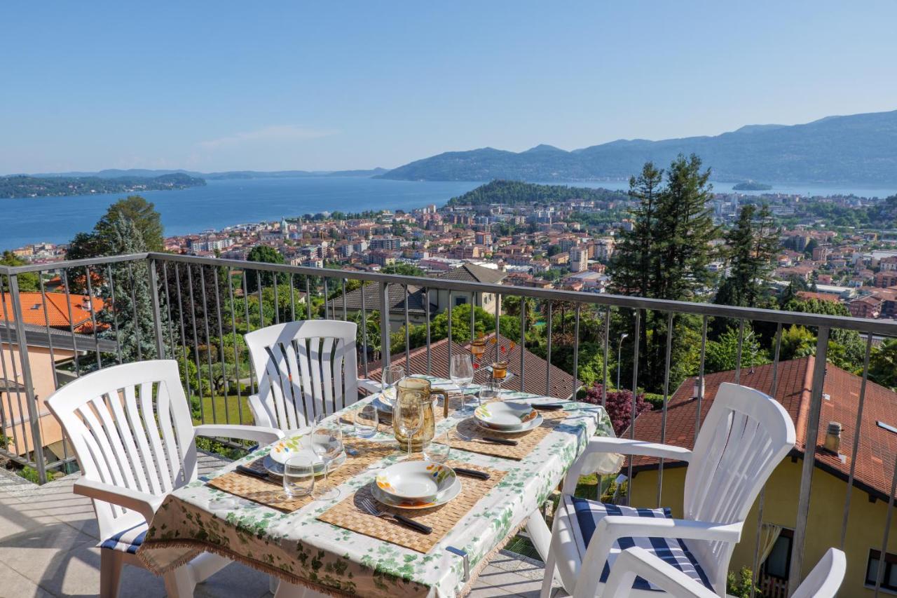 Ferienwohnung Panoramic'S Loft Tramonto Verbania Exterior foto