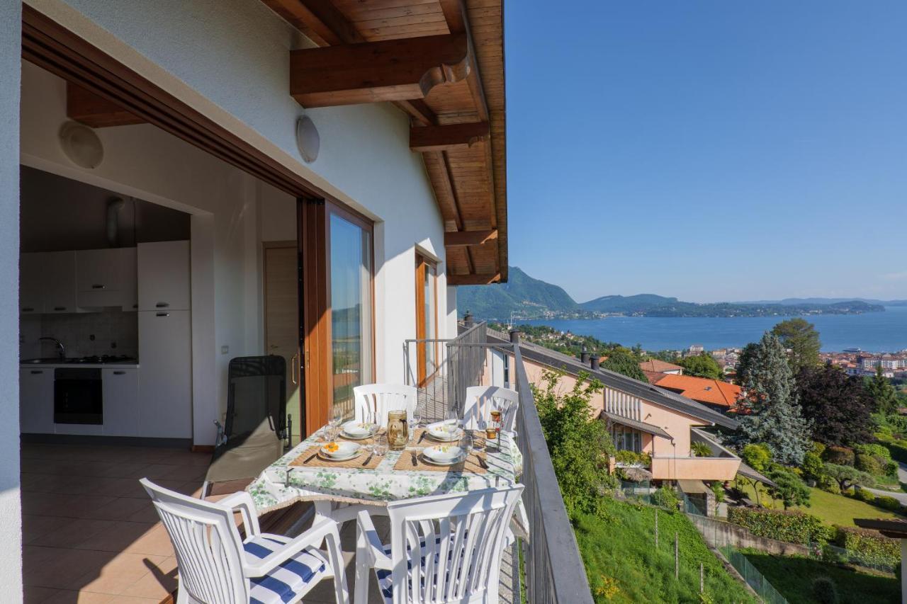 Ferienwohnung Panoramic'S Loft Tramonto Verbania Exterior foto