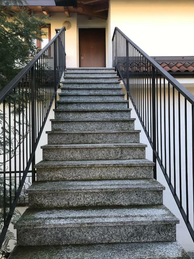 Ferienwohnung Panoramic'S Loft Tramonto Verbania Exterior foto